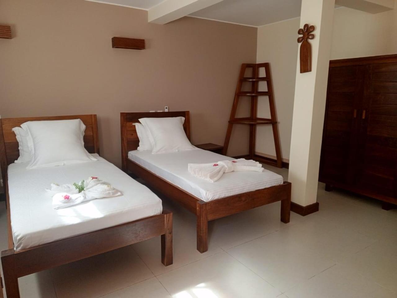 Hotel Baobab Cafe Мурундава Экстерьер фото