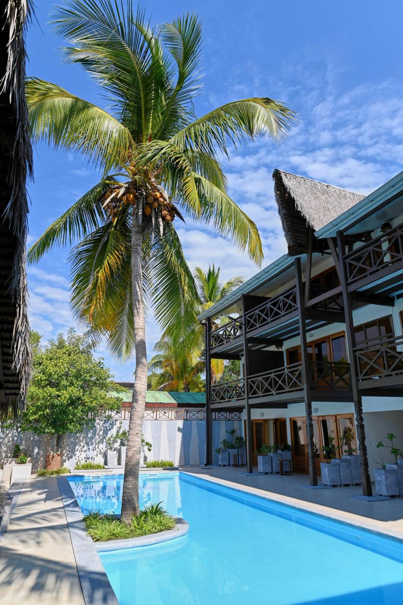 Hotel Baobab Cafe Мурундава Экстерьер фото